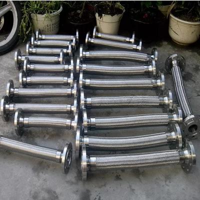 景縣祥圳金屬軟管加工處 專業(yè)定制復(fù)合軟管、伸縮管與金屬軟管